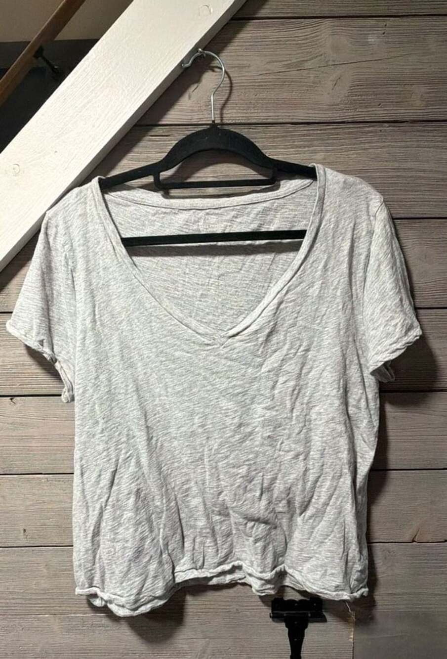 J. Crew Vintage Cotton V-Neck T-Shirt Gray Short Sleeve